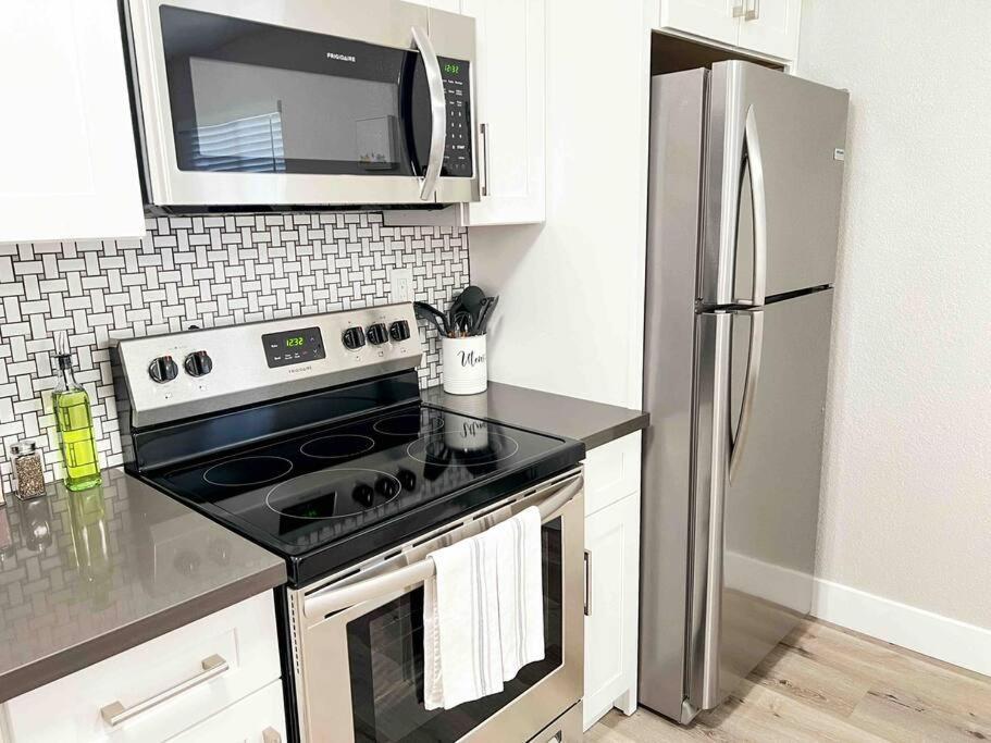 Luxury Condo In The Heart Of Midtown Sacramento Exterior photo
