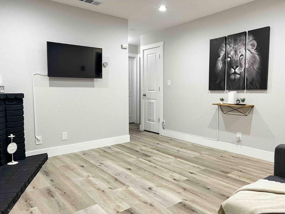 Luxury Condo In The Heart Of Midtown Sacramento Exterior photo