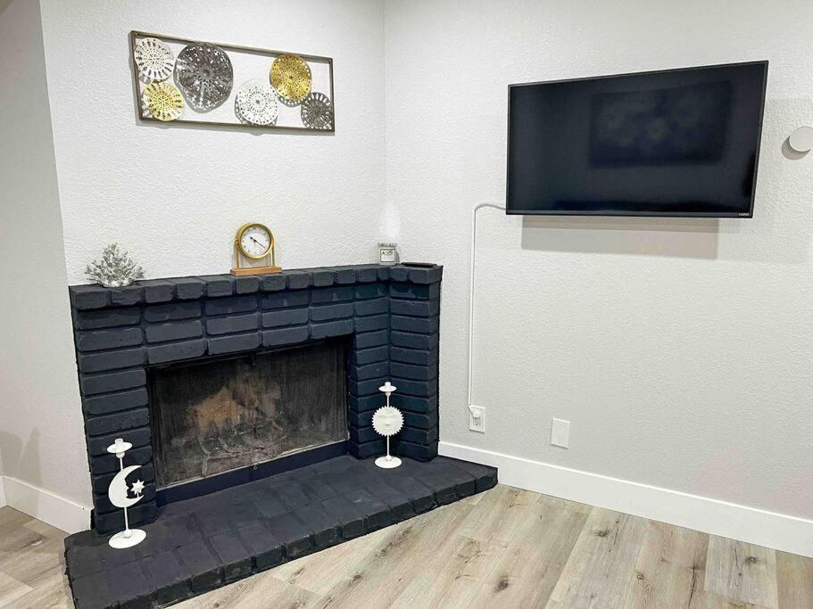 Luxury Condo In The Heart Of Midtown Sacramento Exterior photo